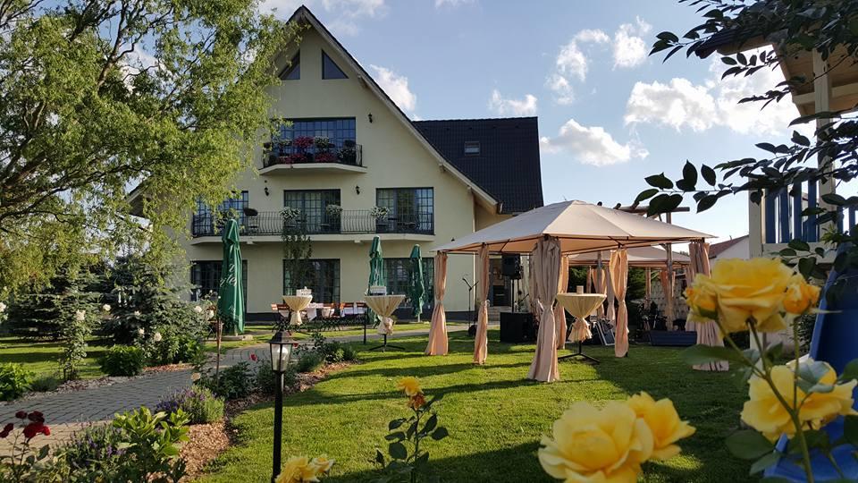 Villa Westfalia Guest House Tîrgu Secuiesc Exterior foto